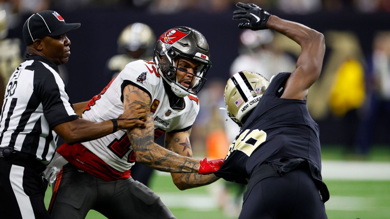 Mike Evans of the Buccaneers and Marshon Lattimore of the New Orleans Saints were both ejected