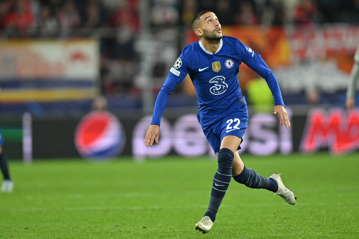 Barcelona join several clubs in the race for Chelsea star
