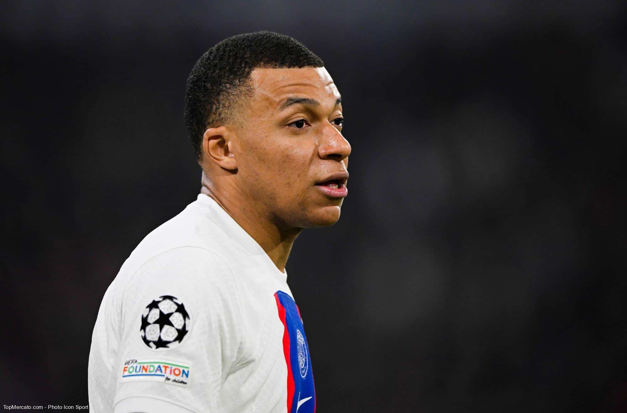 Real Madrid puts Mbappé under pressure!