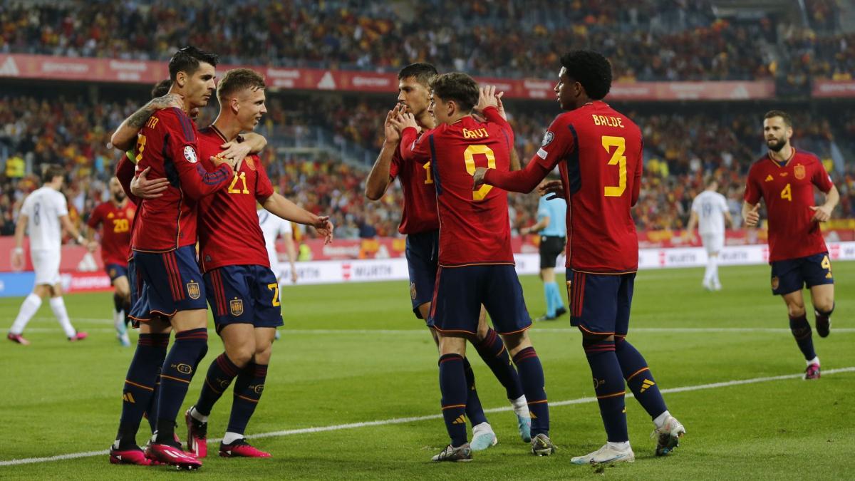 Spain make a decent start against Norway, Wales snatch a draw in Croatia