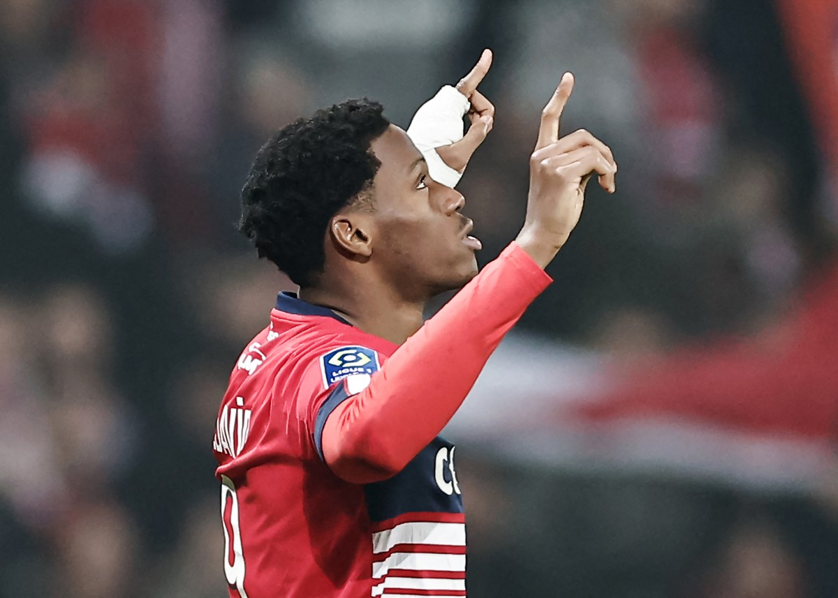 Tottenham see Ligue 1 star with 26 goals as a ‘really good option’ to replace Kane – will cost them ‘around €50m’