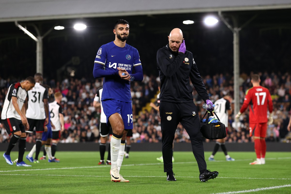 Mauricio Pochettino issues update after double injury scare